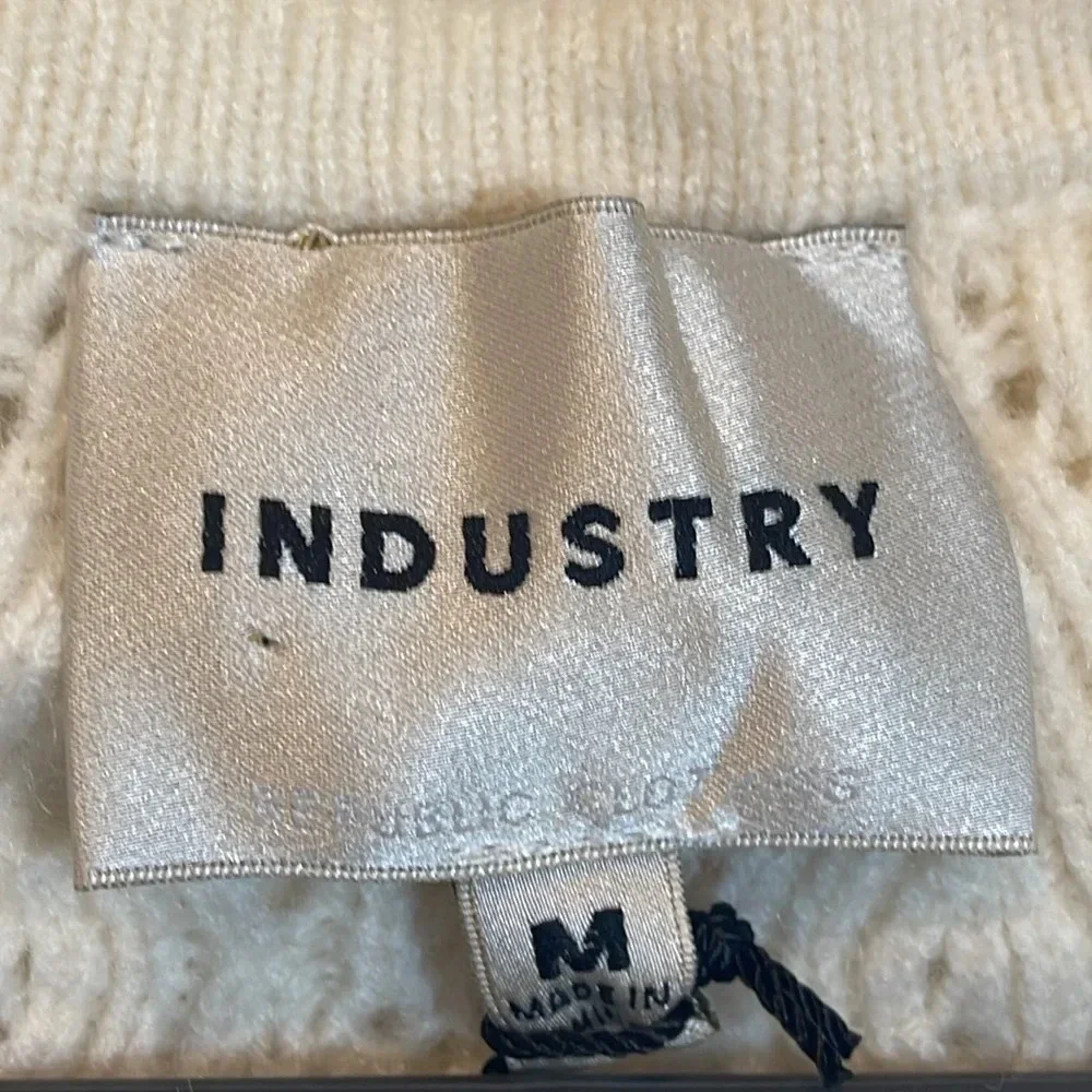Industry Pearl Long Sleeve Ruffle Pointelle V-Neck Cable Pullover Sweater size M